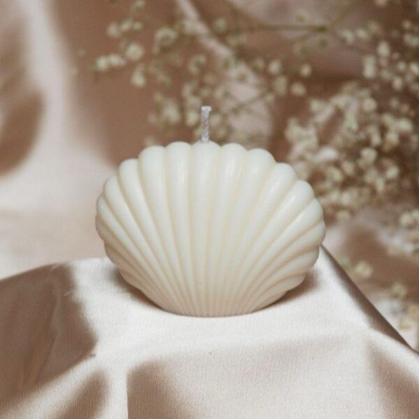 Seashell Candle